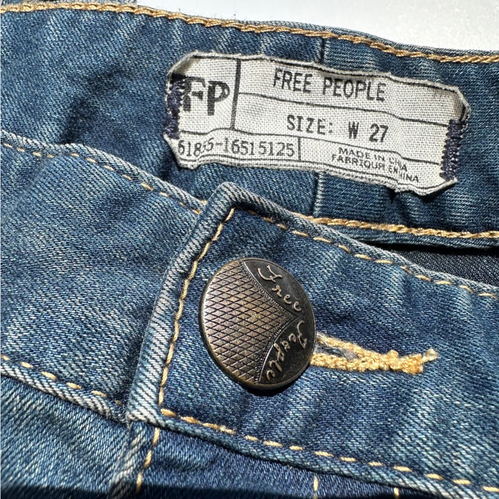 NWOT Free People Skinny Straight Leg Blue Denim Jeans - Picture 3 of 12